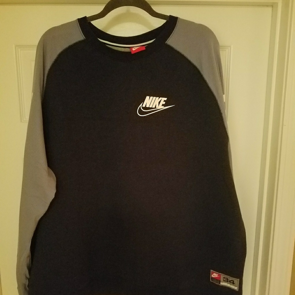 Nike Bo Jackson sweater.